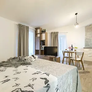 Apartment Petar In Old Part Of Town, Split